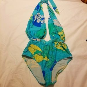 ⏰6 Shore Road one piece floral swimsuit